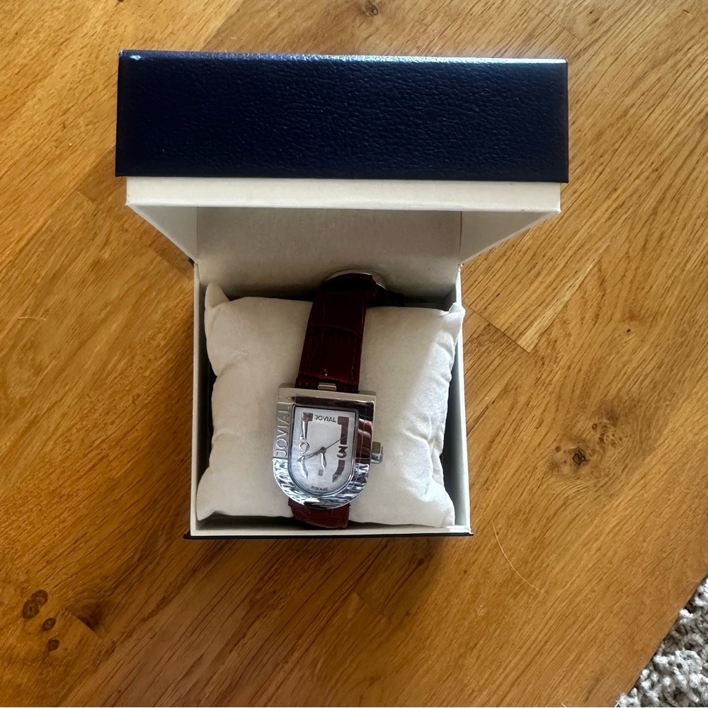 Jovial Men's Brown Leather Strap Watch